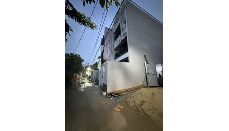 SIÊU PHẨM 82M2 ĐẤT HXH, ĐƯỜNG 11, LINH XUÂN THỦ ĐỨC, 4.3Tỷ.