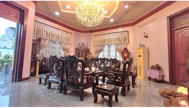 BIỆT THỰ HỒ BƠI 1010M2, PHƯỚC LONG A, TP THỦ ĐỨC.