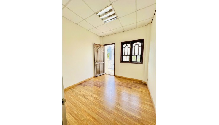 Bán nhà HXH Lương Văn Can, phường 15, Quận 8, 67m2, 3 tầng chỉ 4.5 tỷ