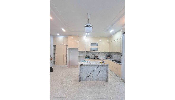 BIỆT THỰ 8 X 20M - KHU VEN SÔNG SG - HBC,THỦ ĐỨC - 3 TẦNG - ĐƯỜNG 10M THÔNG