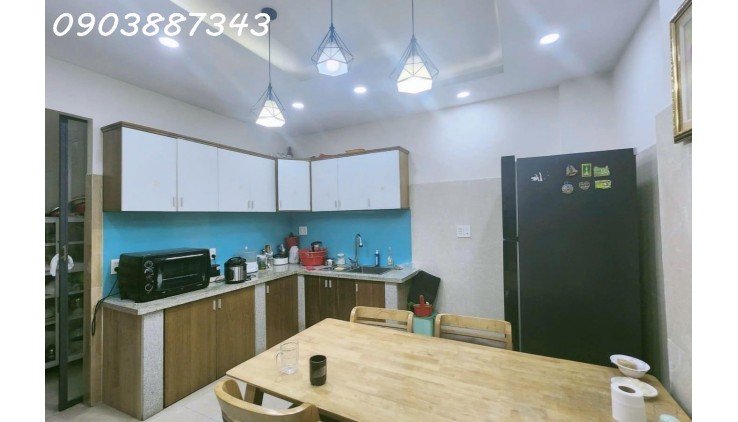 Bán Nhà Hẻm Ô tô 5m - Đường Hoàng Hoa Thám - Quận Bình Thạnh - 60m2 - Chỉ 8 Tỷ .