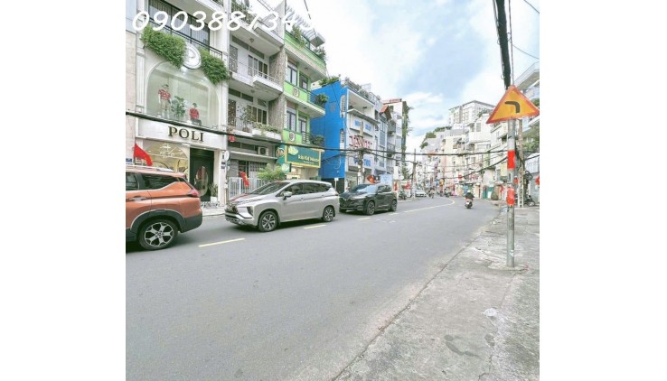 Bán Nhà Hẻm Ô Tô 6m - Đường Huỳnh Văn Bánh - Phú Nhuận - 70m2 - Giá Chỉ 11Tỷ Nhỉnh.