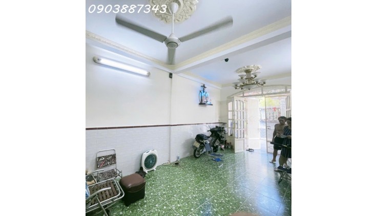 Bán Nhà HXH Trường Sa - Quận Phú Nhuận - 85m2 - 4Tầng - Chỉ Nhỉnh 12Tỷ.