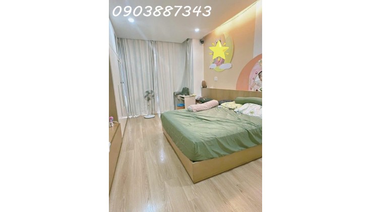 Bán Nhà Hẻm Ô Tô 6m - Phan Đăng Lưu - Quận Phú Nhuận - 4Tầng - 120m2 - Chỉ Nhỉnh 17Tỷ Hơn .
