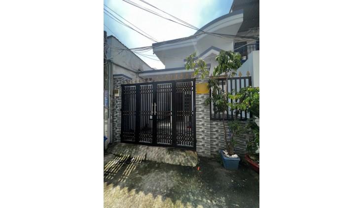 Bán nhà đường Bà Giang, Linh Xuân, Thủ Đức 90m2* 2 tầng, Gía chỉ 4.5 Tỷ TL