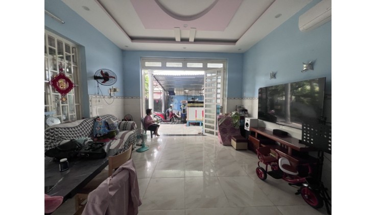 NHÀ MẶT TIỀN 200M2. ĐƯỜNG SỐ 8, TAM PHÚ THỦ ĐỨC. 14TỶ.