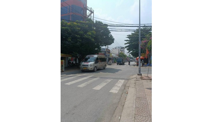 Nhà MT KD hạ 4 tỷ, Nguyễn Ảnh Thủ, Hiệp Thành, Q12, 280m2, ngang 8m. 85tr/m2