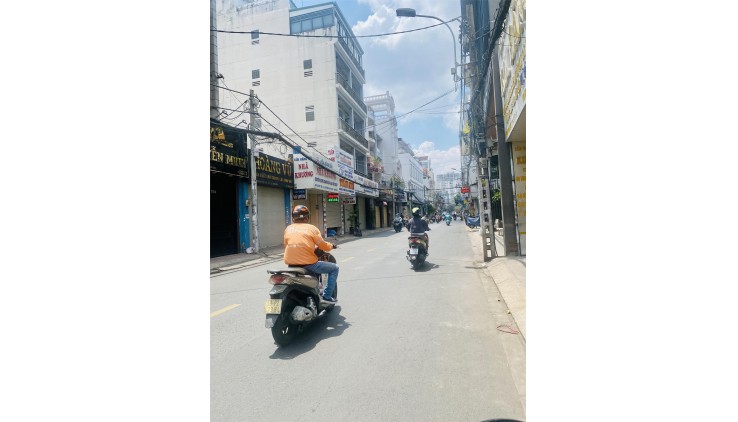 ***Bán nhà mặt tiền Võ Thành Trang, phường 11 Tân BÌnh (4,5*15) 3 tầng
