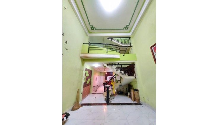 Bán nhà Đường Nguyễn Sơn - Hẻm xe hơi 7c - (4x12)m - 3T