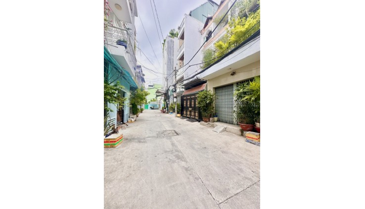 Bán nhà Nguyễn Sơn - Hẻm xe hơi vào nhà - (3.8x14.5)m Đúc 3 lầu