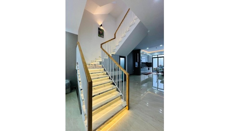 ***Bán nhà phường 13 Tân Bình, Trần Văn Dư (6*24) 8 tầng, TN 1 tỷ/năm