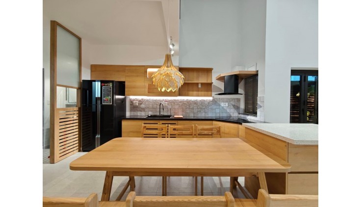 ***Bán nhà phường 13 Tân Bình, góc 2MT đường Văn Chung (5*25) 100tr/m2