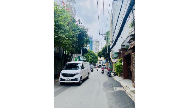 **Bán nhà góc 2MT Đồng Xoài, phường 13 Tân Bình; 5*24; 3 lầu; 179tr/m2