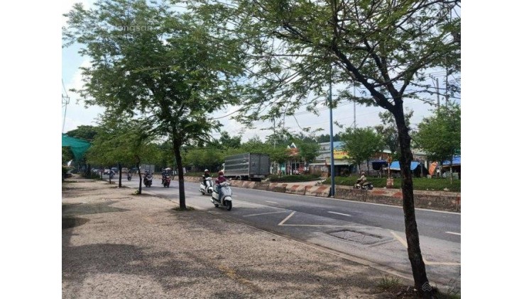Cho thuê nhà đất MT đường Trần Văn Giàu xã Phạm Văn Hai. Bình Chánh 6.55 x50m, giá 14tr/tháng