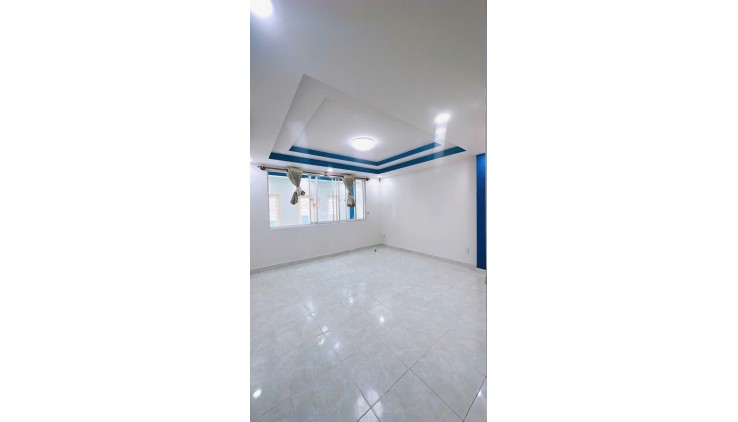 Bán nhà HXH Âu Dương Lân, Phường 3, Quận 8, 44m2, 4 tầng, nở hậu, hoàn công đủ chỉ 6.3 tỷ