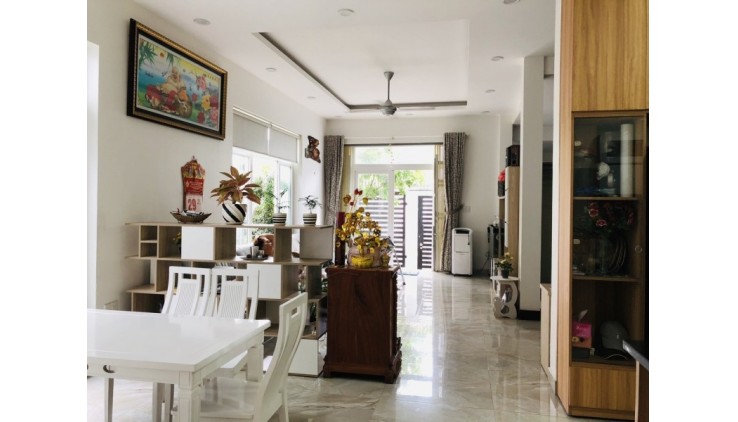 BIỆT THỰ 3 TẦNG 135M2, KHA VẠN CÂN, LINH ĐÔNG THỦ ĐỨC, 14.5Tỷ.