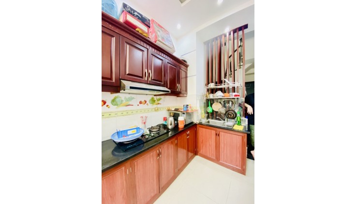 N57 -8 -  Nhà Bán Phan Tôn -  50M2 - 4 TẦNG - 5PN, 5WC - HẺM 3,5M -  Hẻm Xe Hơi  - CHỈ 8.6 TỶ.
