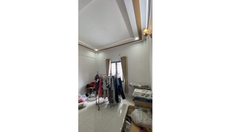 BÁN NHÀ MẶT TIỀN ĐƯỜNG QUẬN 12, TRUNG MỸ TÂY, 4x18,5, 4 TẦNG, BTCT CHỦ XÂY TÂM HUYẾT, 5PN, 6WC, CHỈ 6,3 TỶ