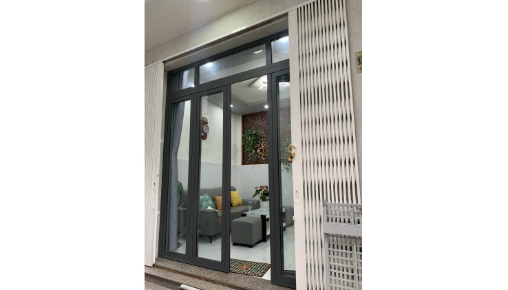 Bán nhà Phạm Thế Hiển, phường 5, Quận 8, 12m2 chỉ 1.98 tỷ