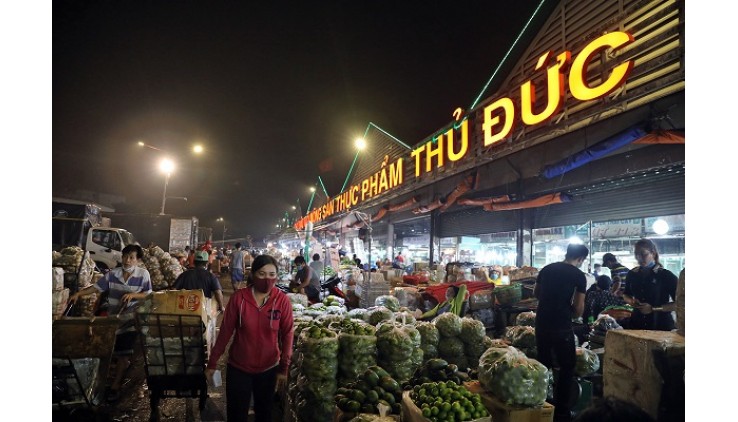 Bán lô đất đối diện công viên sau lưng chợ đầu mới thủ đức, gần ngã tư bình phước