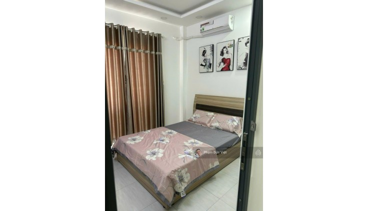 Bán nhà hẻm 27 Điện Biên Phủ Bình Thạnh cách Q1 chỉ 1 cây cầu DT 42m2 (7x6) 3 lầu ST - 5PN 6tỷ5 TL