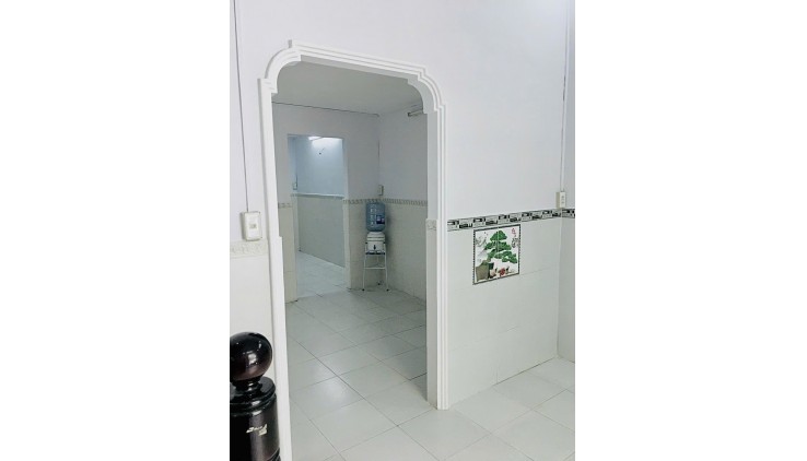 Bán nhà HXH Phạm Thế Hiển, phường 5, Quận 8, 46m2, ngang 4.8m, hoàn công đầy đủ chỉ 5.98 tỷ
