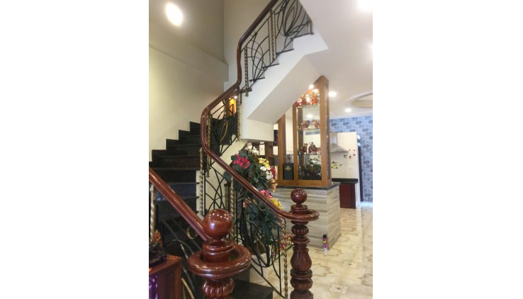 BÁN 2 CĂN LIỀN KỀ TẠI ĐƯỜNG TRẦN THỊ NGÔI, PHƯỜNG 4, QUẬN 8, TP HCM, GIÁ LÀ 30 TỶ