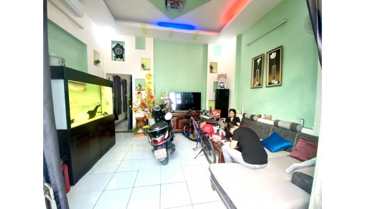 Nhà Thới An 04 Quận 12 3 Tầng 70m2 Ngang 5m Chỉ 4 Tỷ 600.