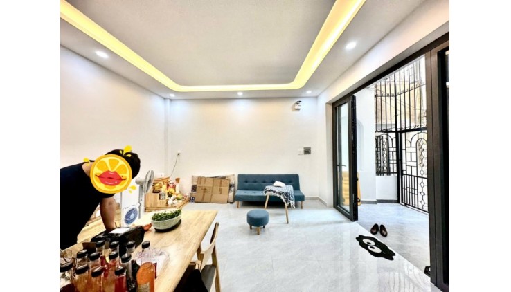 N43- Nhà Bán  4 TẦNG 4PN - Nguyễn Thị Huỳnh - 40m2 - Hẻm 3m -  NGANG To - 6 tỷ 5