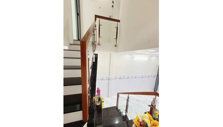 NHÀ MỚI 2 TẦNG LÊ VĂN QUỚI - BÌNH TÂN - 3 TỶ 6 TL