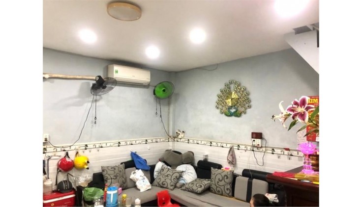 Bán nhà Nguyễn Hữu Tiến, Tây Thạnh, Tân Phú, DT 26.3m2 (4.7 x 5.7) x 2 tầng, Chỉ 2.5 tỷ TL