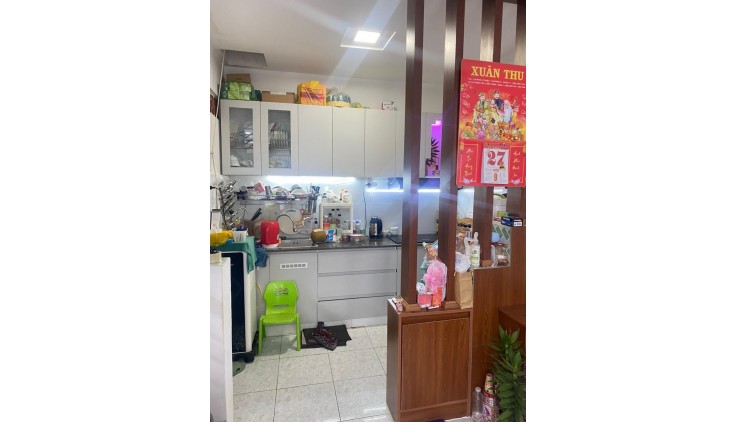 Bán nhà MT đường T8, Tây Thạnh, Tân Phú, DT 32m2 (4 x 8) x 2 tầng, Chỉ 3.7 Tỷ TL