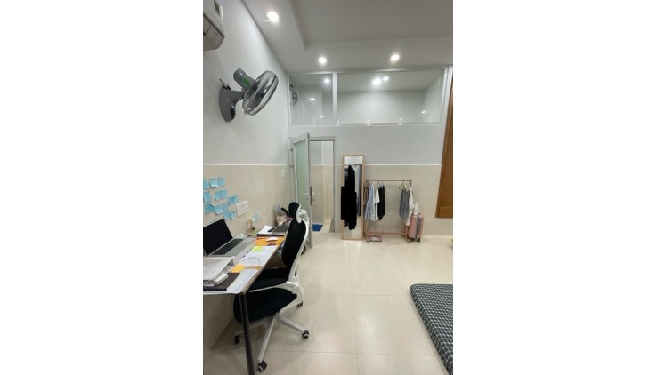 HÀNG NÓNG TÂN BÌNH ĐƯỜNG LÝ THƯỜNG KIỆT - HẺM XE HƠI - 5M  - VỊ TRÍ CỰC ĐẸP - GIÁ RẺ BẤT NGỜ