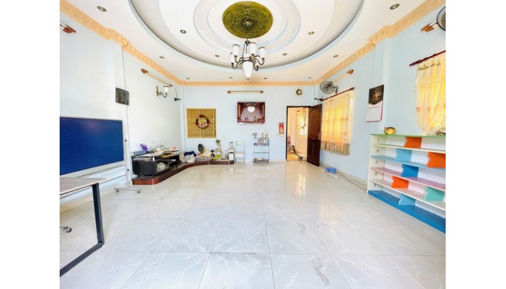 Bán nhà HXH thông. Kinh doanh, Thiên Phước, P9, Tân Bình, 400m2, 4 tầng, ngang 16m