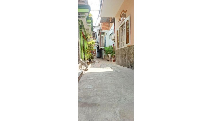 SIÊU HIẾM - NGAY TỈNH LỘ 10 KẾ KHU TÊN LỬA NGANG 12M HIẾM VỚI DTXD 162M2 MÀ CHỈ HƠN 4 TỶ