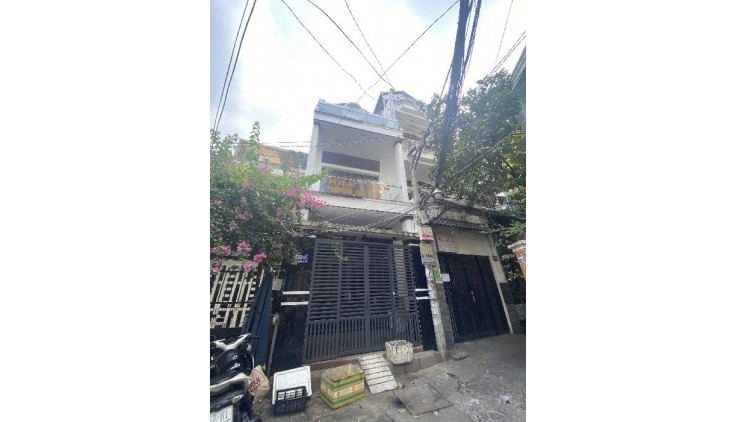 HẺM Ô TÔ 8M NHƯ MT ĐƯỜNG - NGAY CHỢ HÒA HƯNG - 5 BƯỚC CHÂN LÀ TỚI CHỢ , 7 BƯỚC RA ĐƯỜNG CMT8