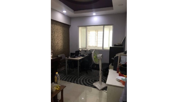 NHÀ MỚI 27M2 5 TẦNG - TRUNG TÂM  QUẬN 10 - CÁCH CHỢ AN ĐÔNG PLAZA 300M . CÁCH 5 CĂN RA ĐƯỜNG LỚN . HẺM THÔNG TỨ TUNG