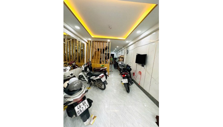 3131- Bán nhà Hoàng Hoa Thám 59,5 m2  - Quận Bình Thạnh  hẻm 29/ , hẻm 3m5 giá 4 tỷ 5