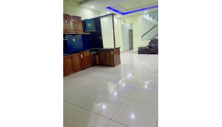 Bán nhà mặt tiền Lê Văn Việt Tăng Nhơn Phú A Quận 9, 70m2* 4 tầng , giá chỉ 16.5 tỷ TL