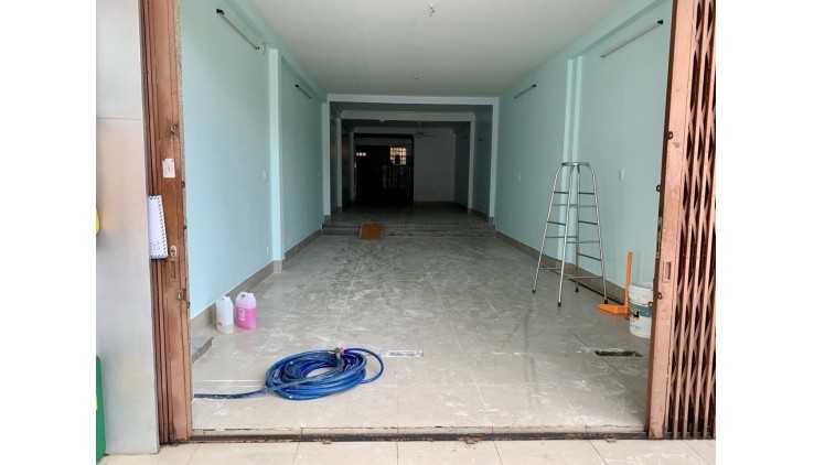 Bán tòa nhà mặt tiền Nguyễn Súy - gần Chợ Tân Hương, 4x25m, Cấp 4 - tiện xây, 11.9 tỷ