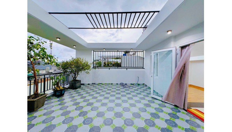 NHÀ ĐẸP EMART PHAN HUY ÍCH - HXH NGANG CỰC KHỦNG 6M, 55m2, 5 TẦNG GIÁ  NHỈNH 6 tỷ 2