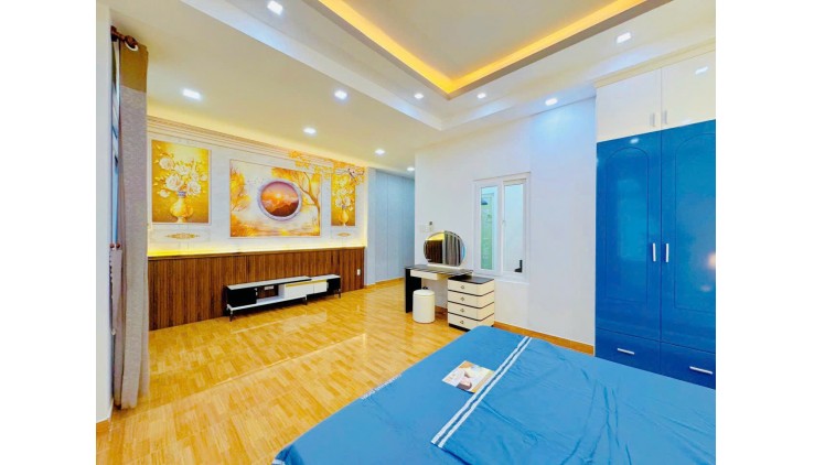 NHÀ ĐẸP EMART PHAN HUY ÍCH - HXH NGANG CỰC KHỦNG 6M, 55m2, 5 TẦNG GIÁ  NHỈNH 6 tỷ 2