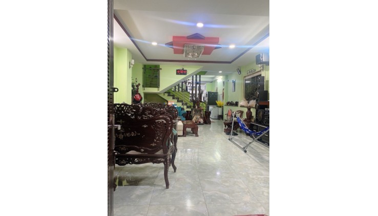 MẶT TIỀN ĐÔNG HƯNG THUẬN QUẬN 12 - 122M2, NGANG HƠN 5M, 3 TẦNG - SÂN RỘNG ĐẬU 2 Ô TÔ - CHỈ NHỈNH 7 TỶ.