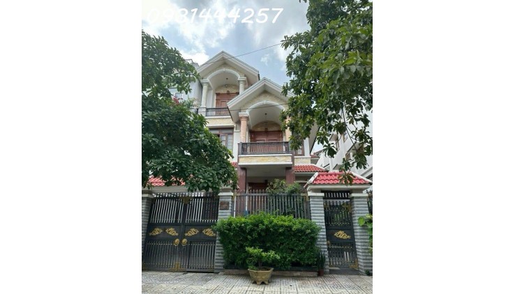 Siêu phẩm 3 lầu chuẩn Châu Âu ngang 8m hẻm VIP Nguyễn Văn Lượng 170m2 gần CV chỉ 28 tỷ