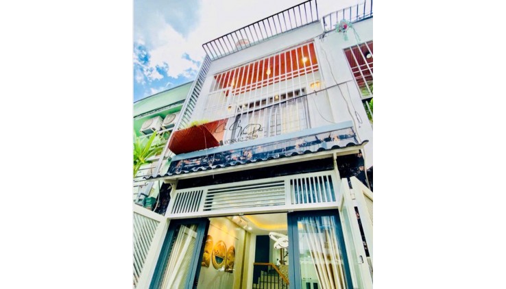 Bán Nhà hẻm xe hơi thông - Sát Emart Phan Huy Ích, 44m2, 2 Tầng  - NHỈNH 4 tỷ TL