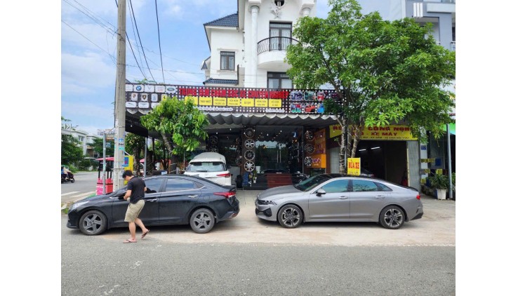 Bình Chánh ! Sang Quán Cafe Góc 2 MT 14m x 26m và Khu Chăm Sóc Xe 5m x 20m , MB thuê rẻ, Tel : 0941903232 ( chính chủ )
