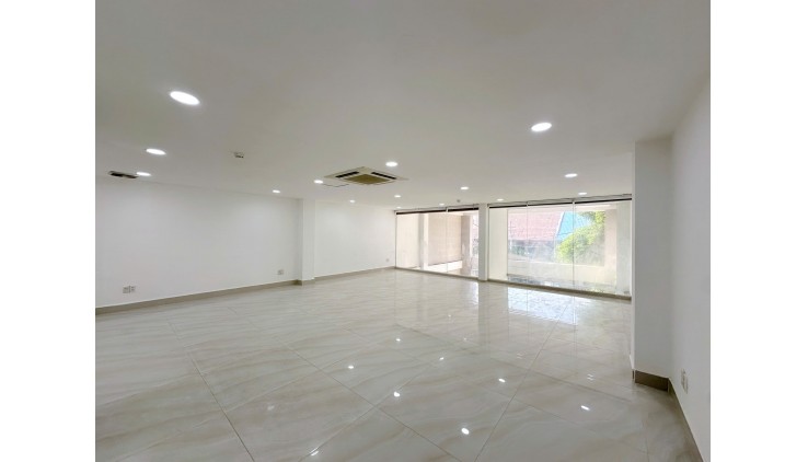 Cho thuê 260m2 sàn văn phòng tại Khánh Hội Quận 4. Giá cực ưu đãi 12$/m2. lh 0964340640
