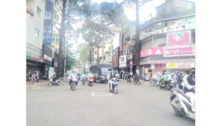 Nhà Nguyễn Trãi  - P.2 - Q.5 Ngộn 4 tỷ  47m² 3,6 x 13 Bán Gấp