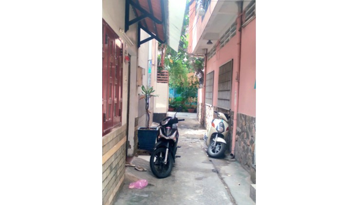 Nhà Nguyễn Trãi  - P.2 - Q.5 Ngộn 4 tỷ  47m² 3,6 x 13 Bán Gấp