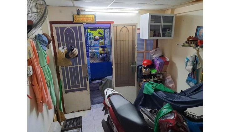 TÔ HIẾN THÀNH - QUẬN 10 - HẺM BA GÁC - NHÀ MỚI VÀO Ở NGAY - NHỈNH 2 TỶ